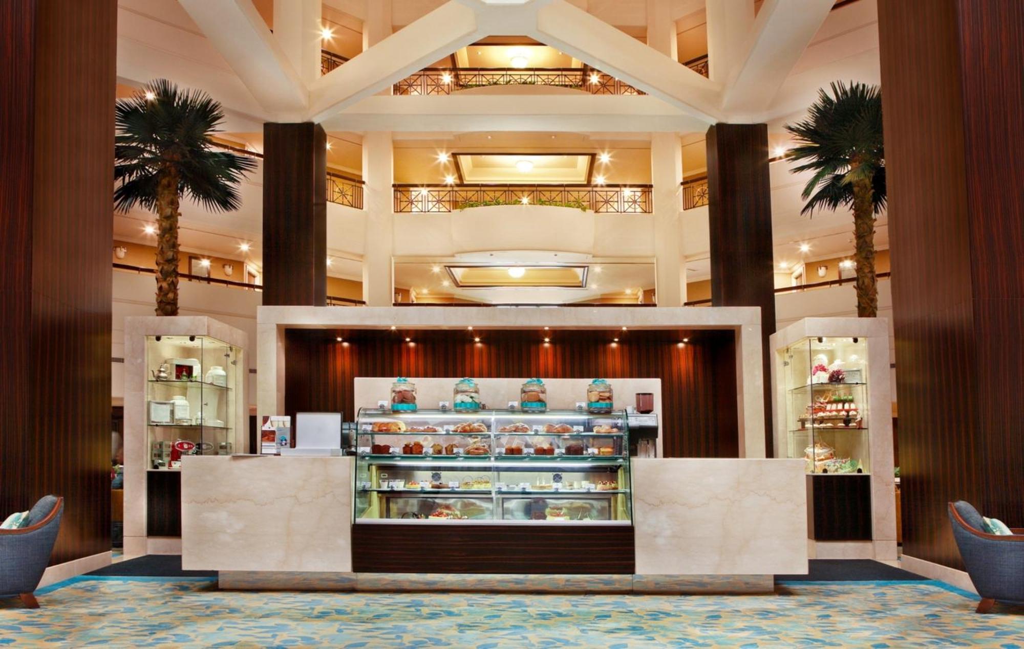 Movenpick Grand Al Bustan Hotel Dubai Exterior photo